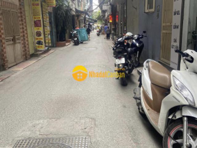 Nhà mặt phố bán