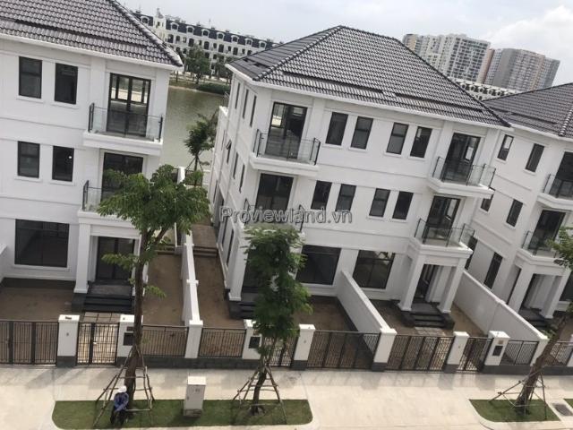 Bất động sản bán