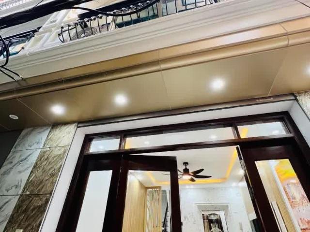 Nhà bán tại Hoàn Kiếm, Hà Nội