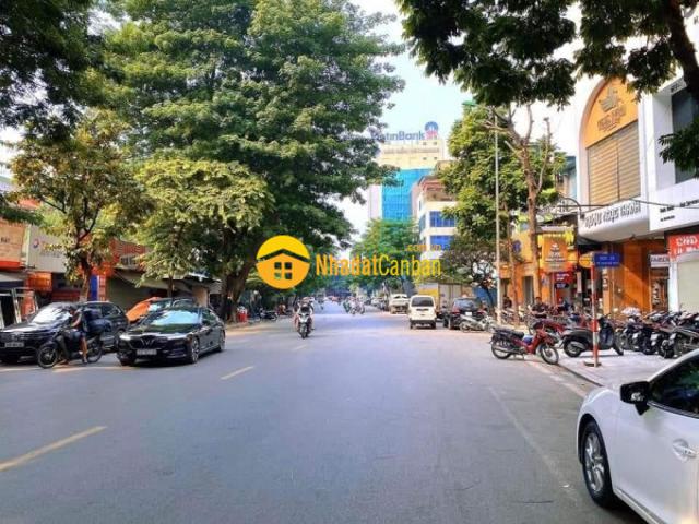 Nhà mặt phố bán