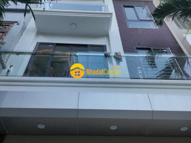 Nhà mặt phố bán