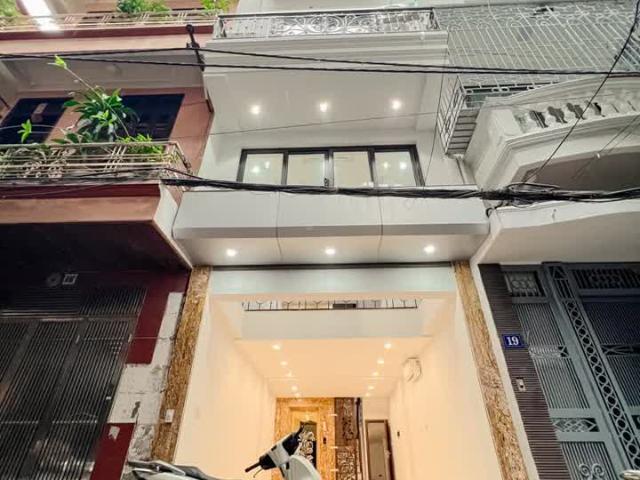 Nhà bán tại Hoàn Kiếm, Hà Nội