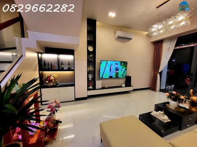 Nhà mặt phố bán