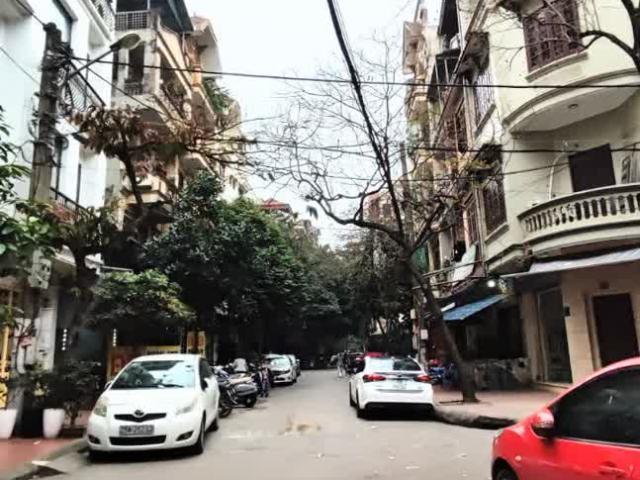 Nhà mặt phố bán tại Hoàn Kiếm, Hà Nội