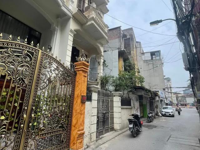 Nhà bán tại Hoàn Kiếm, Hà Nội