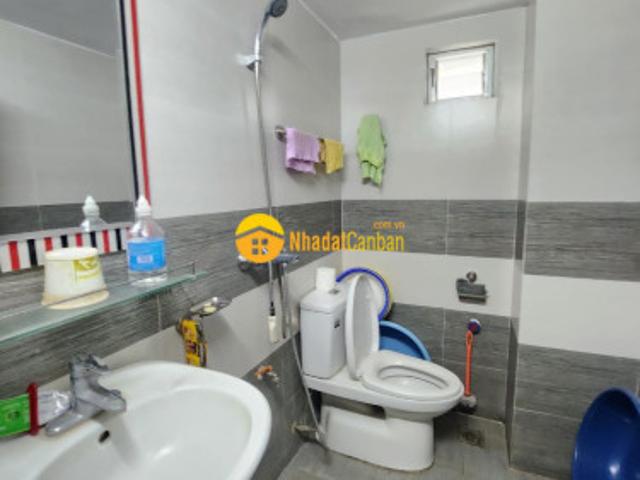 Nhà bán