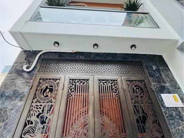 Nhà bán tại Hoàn Kiếm, Hà Nội