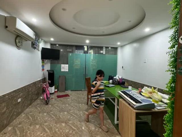 Nhà bán tại Hoàn Kiếm, Hà Nội