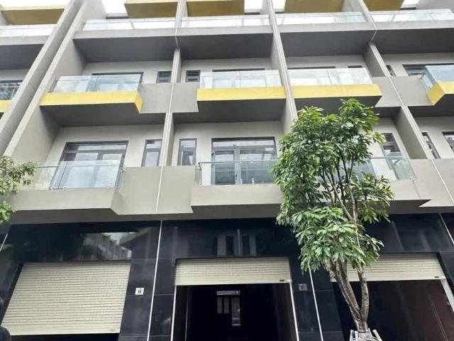 Nhà mặt phố bán tại Gia Lai