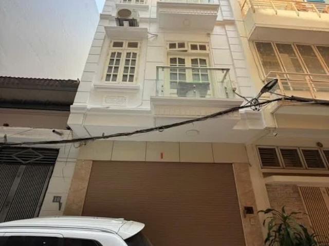 Nhà bán tại Hoàn Kiếm, Hà Nội