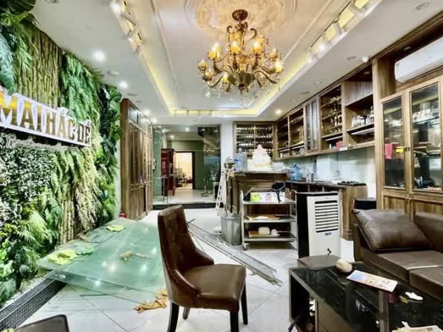 Nhà mặt phố bán tại Hoàn Kiếm, Hà Nội