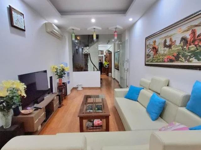 Nhà bán tại Hoàn Kiếm, Hà Nội