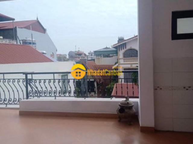 Nhà mặt phố bán