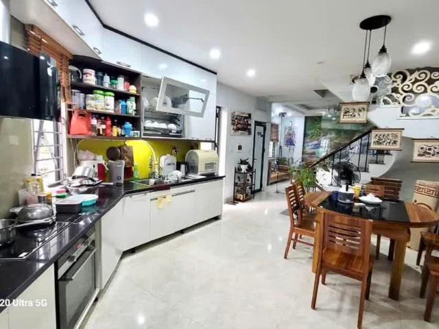 Nhà bán tại Hoàn Kiếm, Hà Nội
