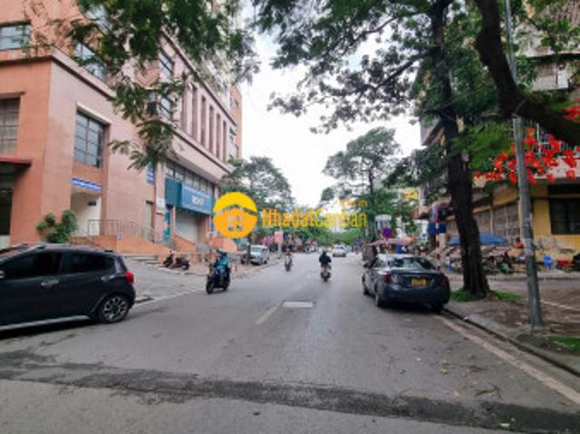 Nhà mặt phố bán