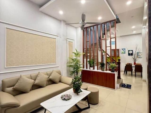 Nhà bán tại Hoàn Kiếm, Hà Nội
