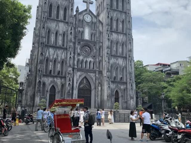 Nhà mặt phố bán tại Hoàn Kiếm, Hà Nội