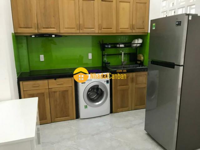Nhà mặt phố bán