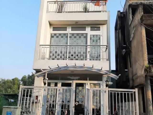 Nhà mặt phố bán