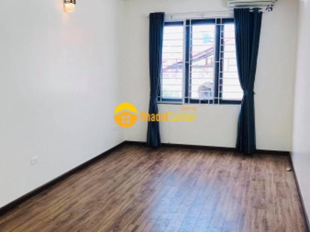 Nhà mặt phố bán