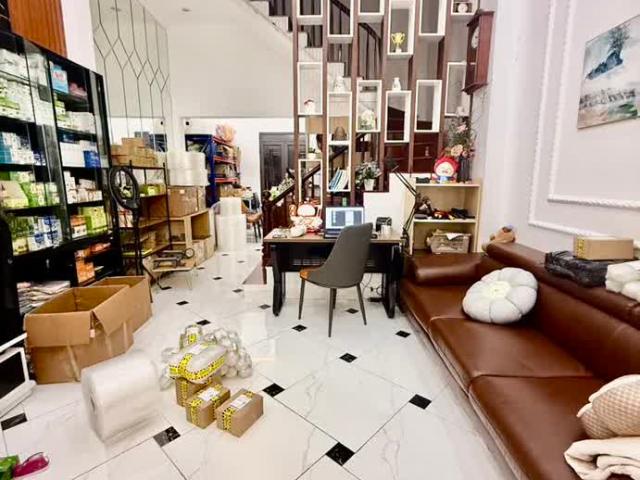 Nhà bán tại Hoàn Kiếm, Hà Nội