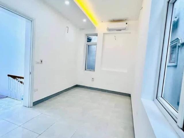 Nhà mặt phố bán tại Hoàn Kiếm, Hà Nội