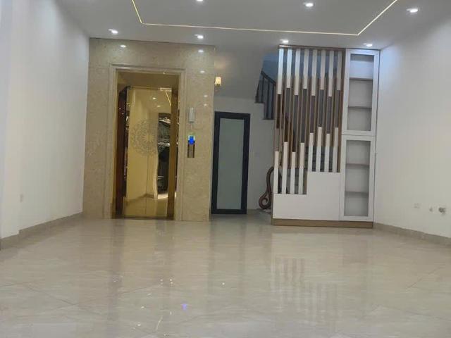 Nhà bán tại Hoàn Kiếm, Hà Nội