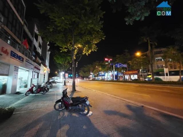 Nhà mặt phố bán tại Hoàn Kiếm, Hà Nội