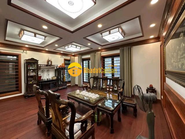 Nhà mặt phố bán