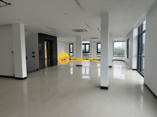 Nhà mặt phố bán