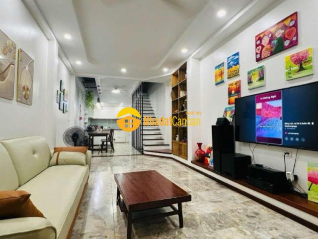 Nhà mặt phố bán