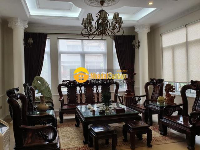 Nhà mặt phố bán