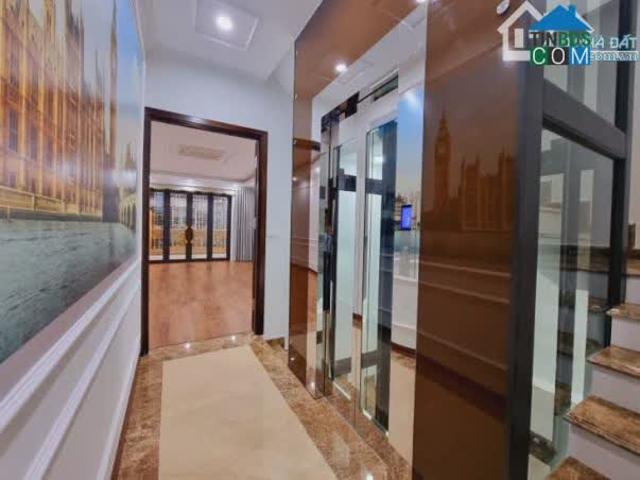 Nhà mặt phố bán tại Hoàn Kiếm, Hà Nội