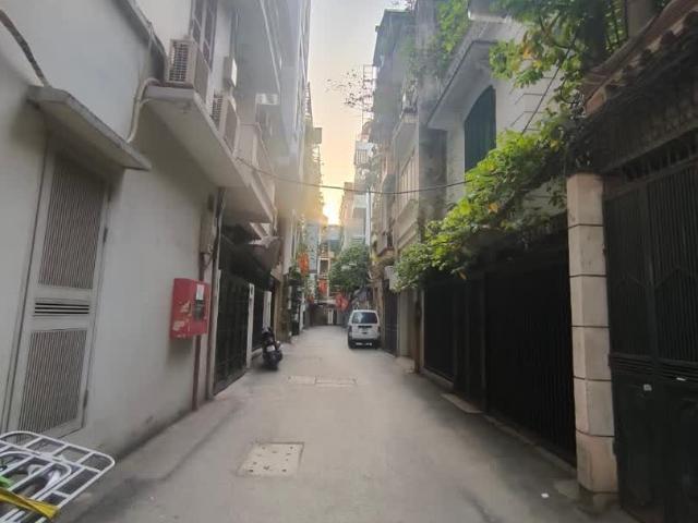 Nhà bán tại Hoàn Kiếm, Hà Nội