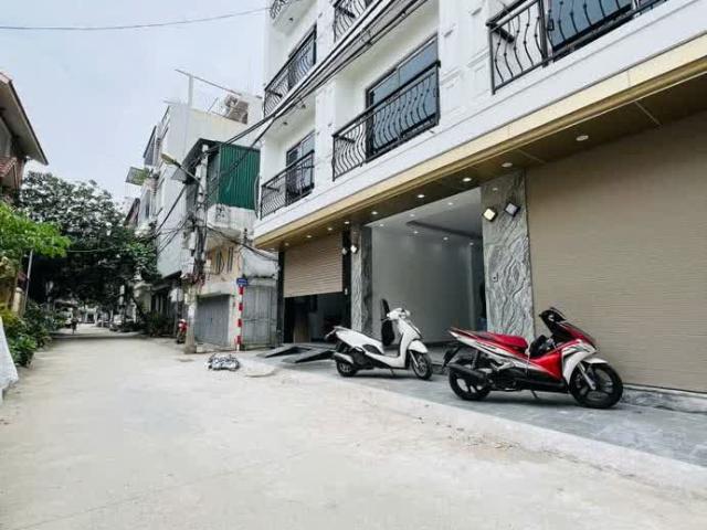 Nhà mặt phố bán tại Hoàn Kiếm, Hà Nội