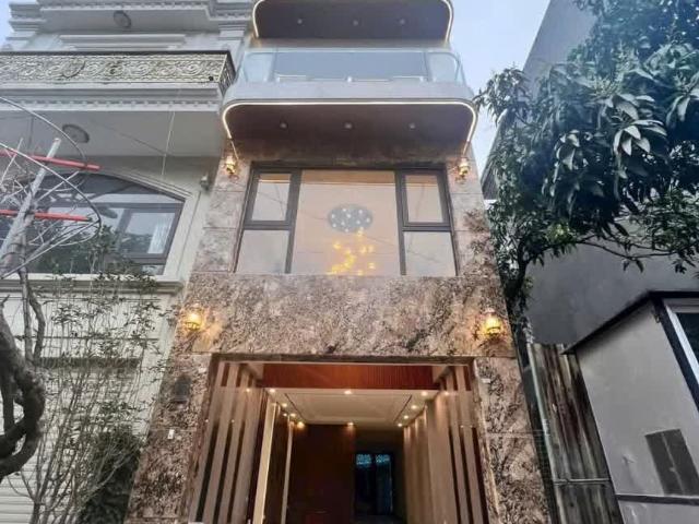 Nhà mặt phố bán tại Hoàn Kiếm, Hà Nội