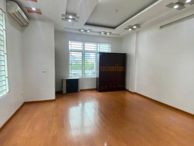 Biệt Thự bán tại Hoàn Kiếm, Hà Nội