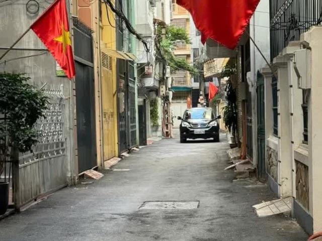 Nhà bán tại Hoàn Kiếm, Hà Nội