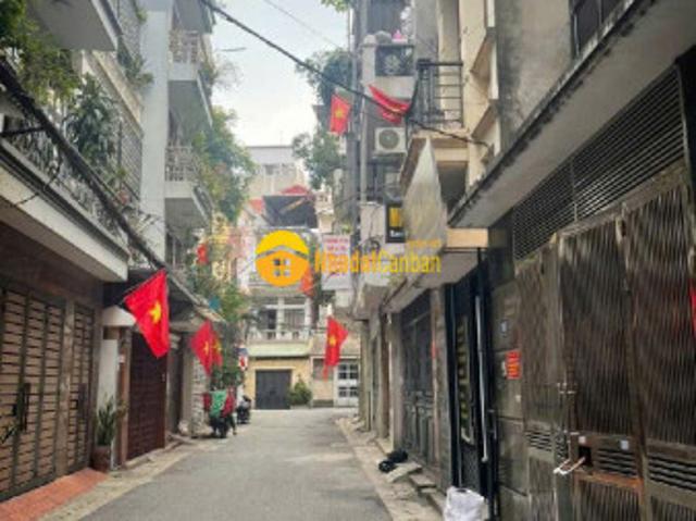Nhà mặt phố bán