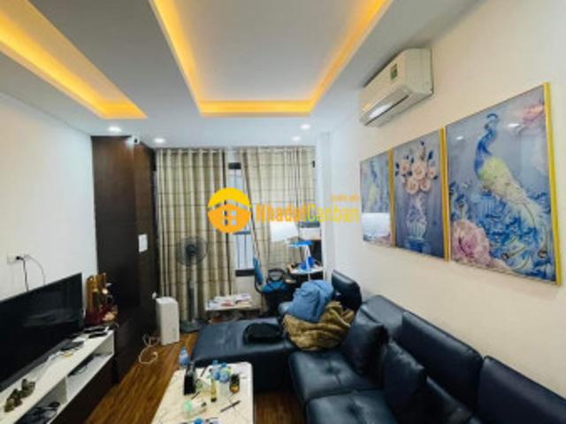 Nhà mặt phố bán