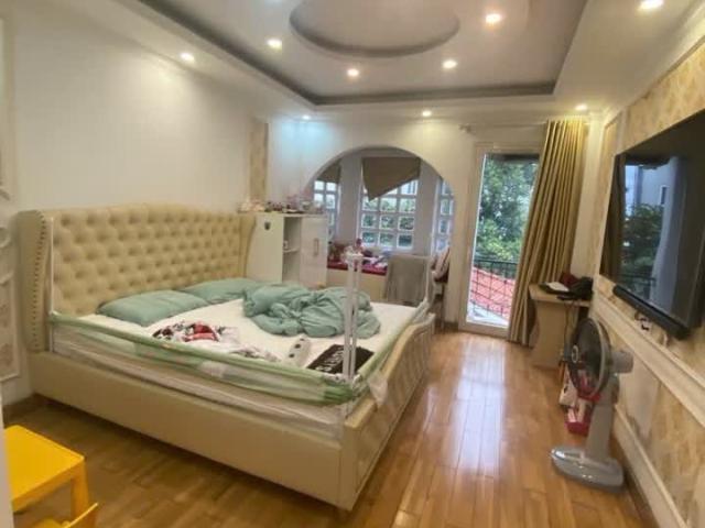 Nhà bán tại Hoàn Kiếm, Hà Nội