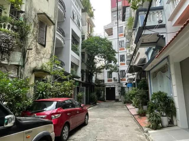 Nhà bán tại Hoàn Kiếm, Hà Nội
