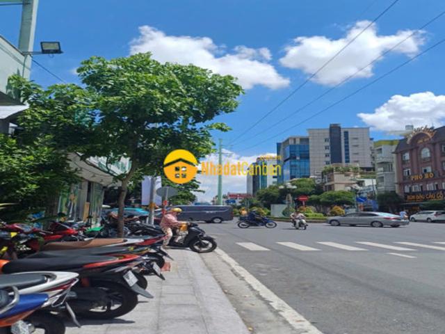 Nhà mặt phố bán