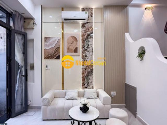 Nhà mặt phố bán