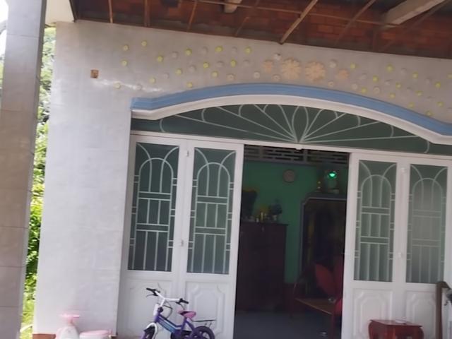 Nhà mặt phố bán