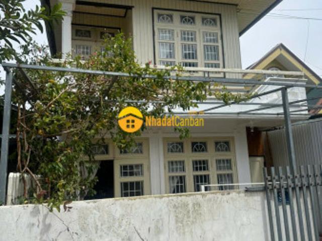 Nhà mặt phố bán