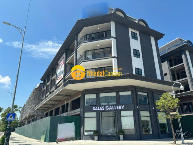 Nhà mặt phố bán