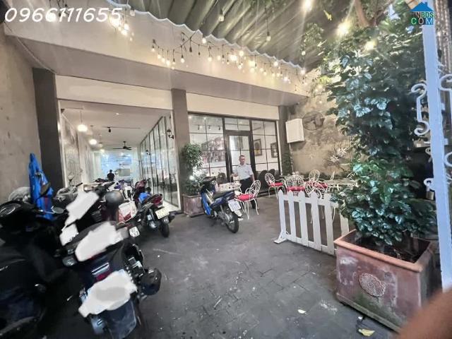 Nhà mặt phố bán tại Khuôn viên UBND Thành phố Hồ Chí Minh, Thành phố Hồ Chí Minh