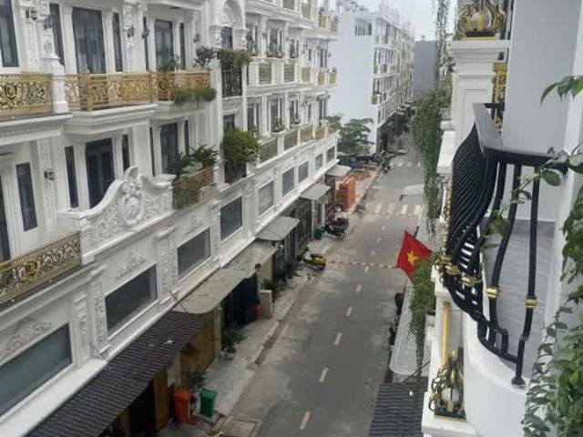 Nhà bán tại Khuôn viên UBND Thành phố Hồ Chí Minh, Thành phố Hồ Chí Minh