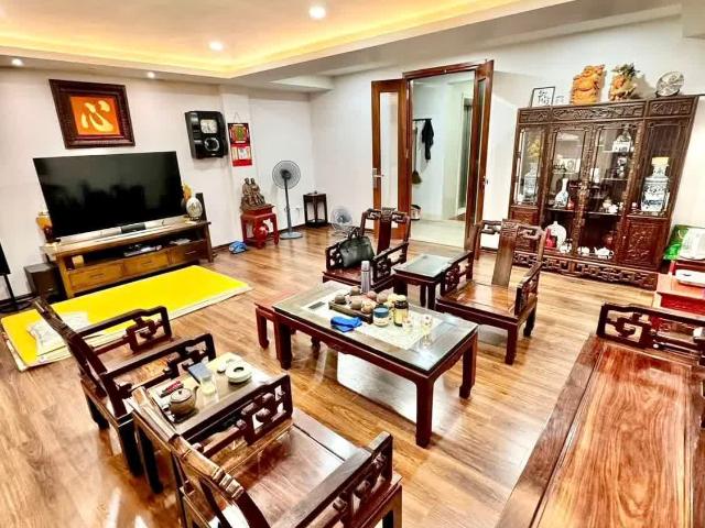 Nhà bán tại Hoàn Kiếm, Hà Nội